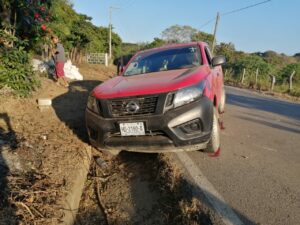 ROJA LA UNIDAD ACCIDENTADA (3)