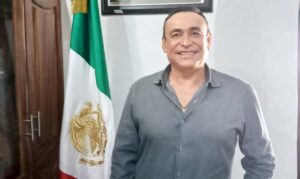 AZOYÚ JOSÉ EFRÉN LÓPEZ CORTÉS