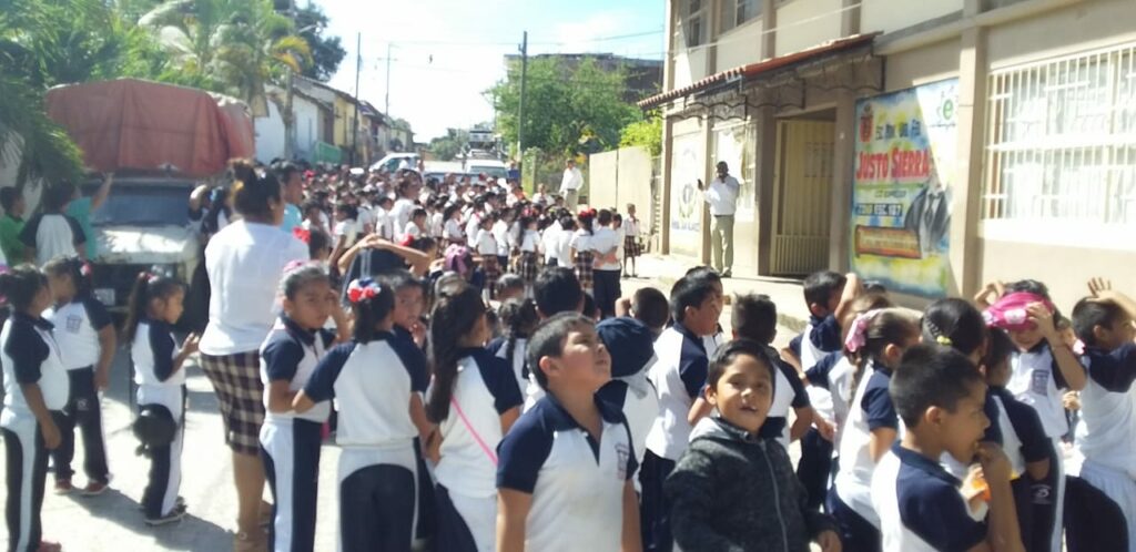 ESPECIAL Escuelas de Ayutla
