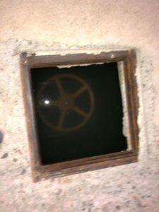 OME LAS COMPUERTAS DE AGUA (2)