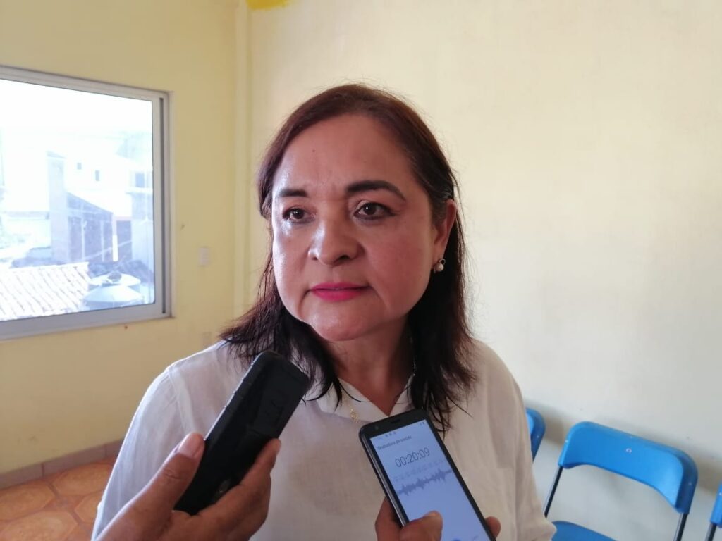 PRINCIPAL Hortencia Montero Mayrén