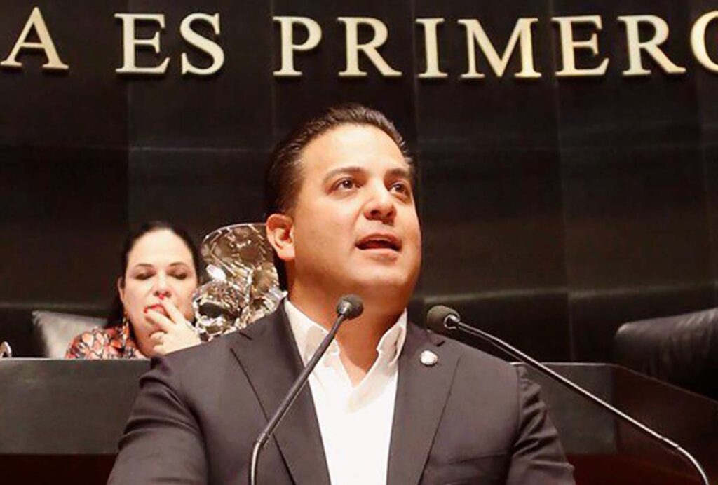 PRINCIPAL damian zepeda