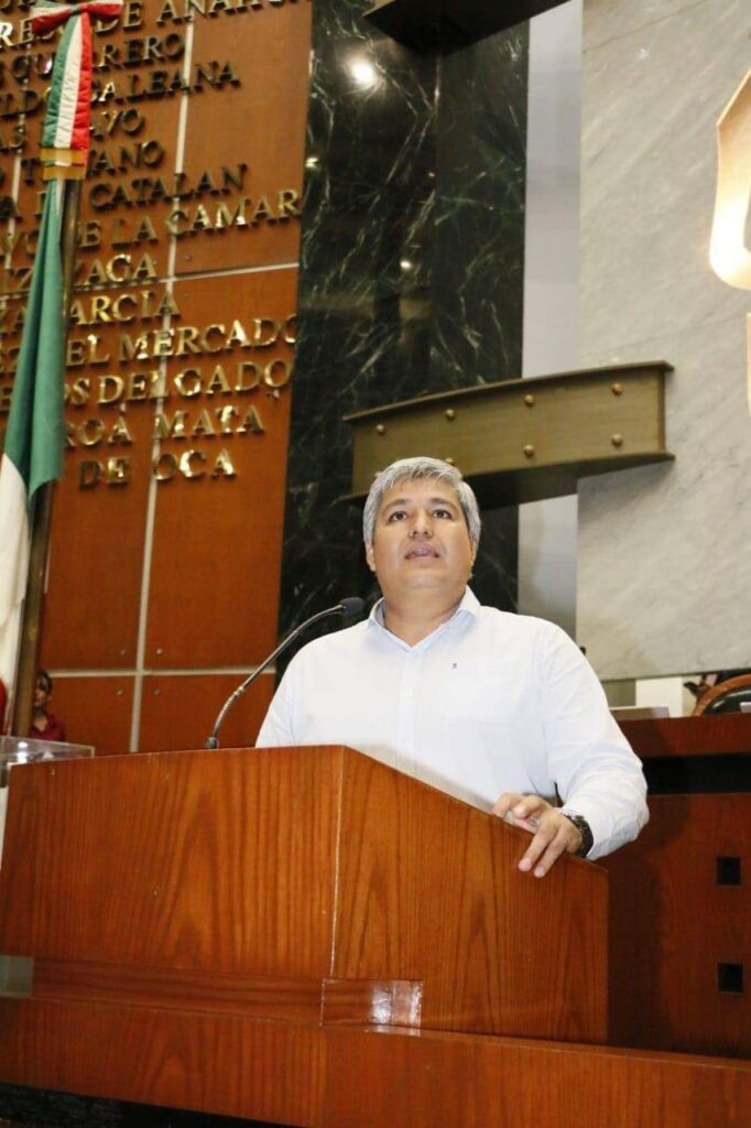 AYUTLA ALFREDO SÁNCHEZ ESQUIVEL