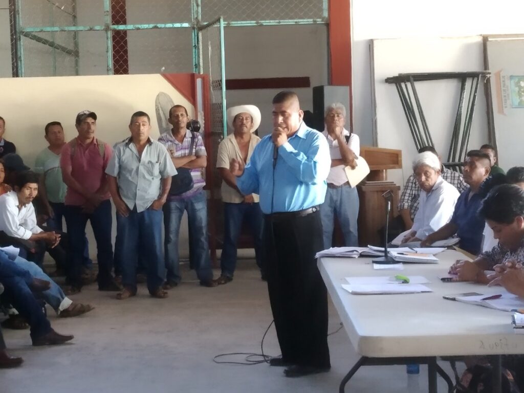AYUTLA Coordinador Isidro Remigio Cantú