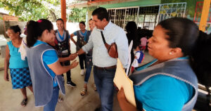 BOLETÍN OME Alcalde en kinder Carmen Baez (2)
