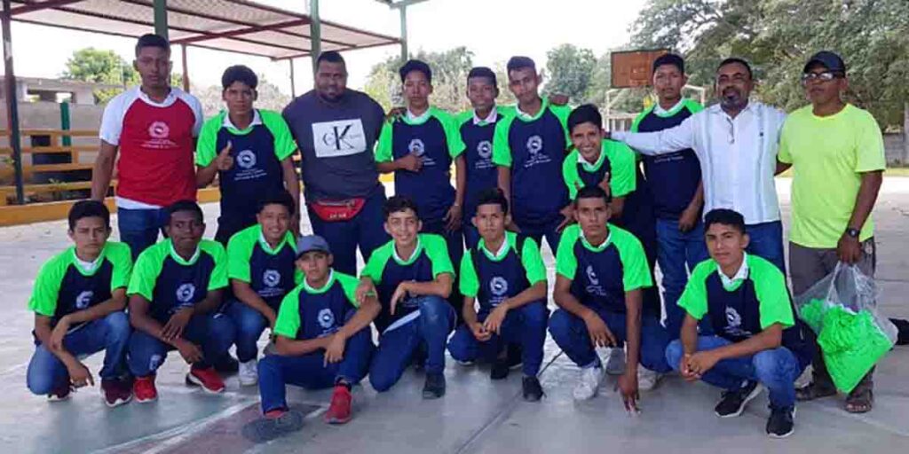 CUAJI Apoyando a los jóvenes