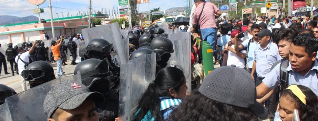 ESTADO el desalojo DE ESTUDIANTES