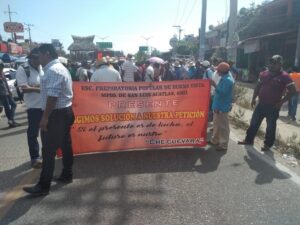 MARQUELIA BLOQUEO PUENTE