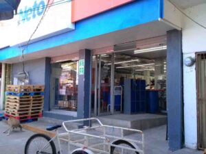 Marquelia La rampa no tiene de donde se puedan sostener las personas de la tercera edad