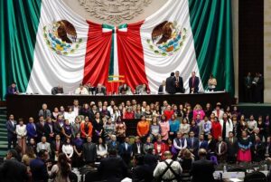 PRINCIPAL LAS DIPUTADAS EN TRIBUNA