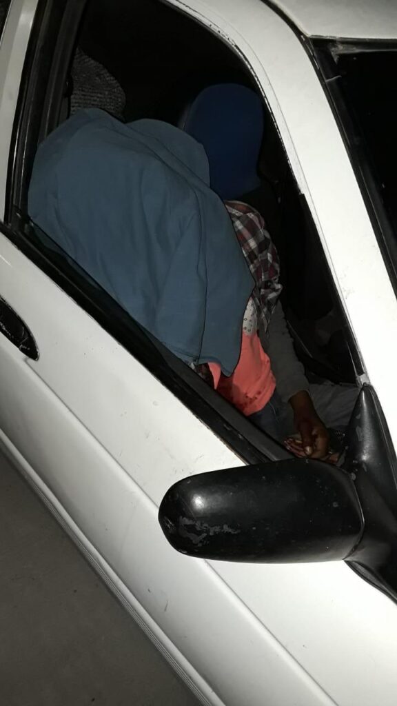 ROJA EL AUTO