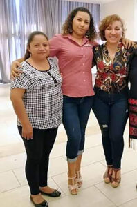 SAN LUIS YANET IGNACIO TRINIDAD ACOMPAÑADA DE LA EX CANDIDATA ENEIDY CASTRO Y LA DIPUTADA NILSAN HILARIO MENDOZA