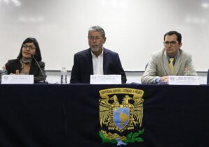 nacional Especialistas de la UNAM