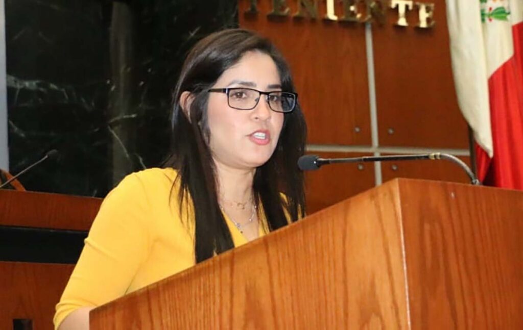 CONGRESO YOLOCZIN DOMÍNGUEZ