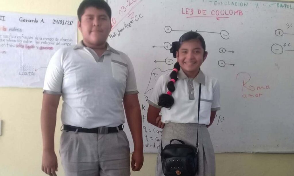 Marquelia Evelyn Clemente Aguilar, Daniel Flores Cruz alumnos de la Técnica 35