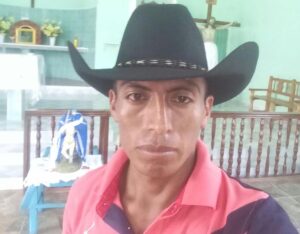 ROJA AXEL HUERTA SALAZAR EN VIDA