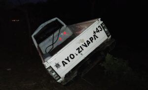 ROJA Camioneta de los normalistas (1)