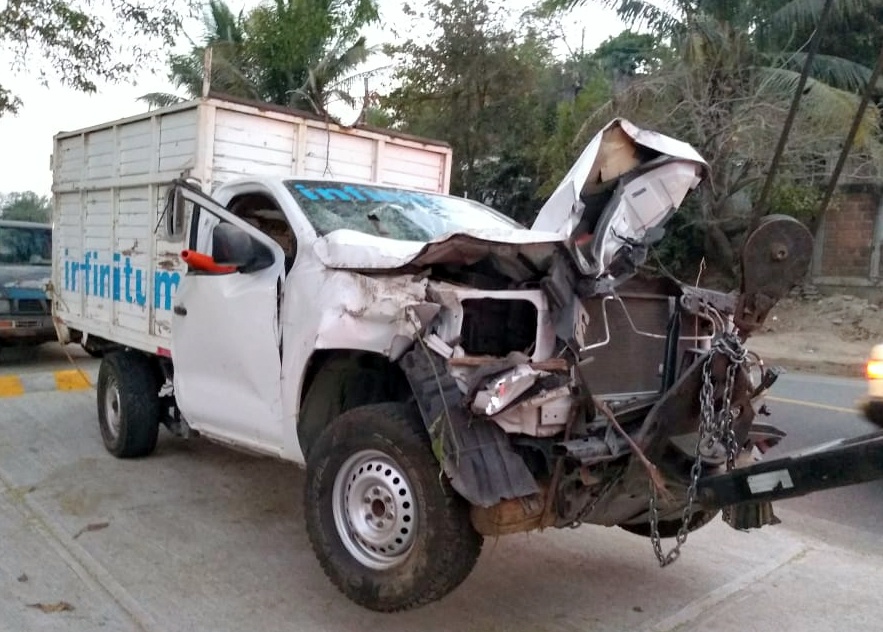 ROJA UNIDAD ACCIDENTADA