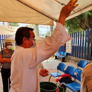 AYUTLA Sacerdote Gerardo Flores