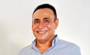 AZOYÚ JOSÉ EFRÉN LÓPEZ CORTÉS