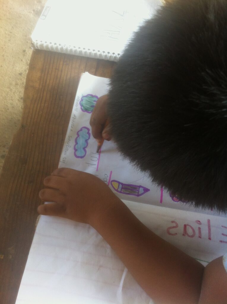 Marquelia Los niños deben estar estudiando