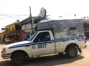Marquelia Servicio público local acata medidas de prevención