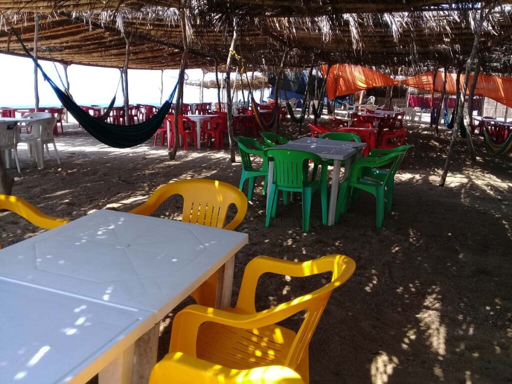 Marquelia Solas se encuentran las palapas (1)