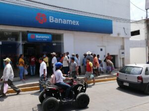 OME ASÍ LUCEN LOS BANCOS (1)