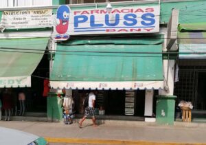 OME Una de las farmacias en Ometepec