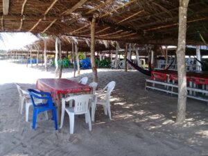 PRINCIPAL Sin presencia de turistas en playas (2)