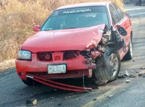 ROJA EL NISSAN SENTRA