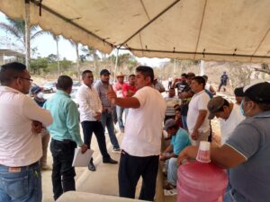 SAN LUIS REUNIÓN CON LOS TAXISTAS (1)