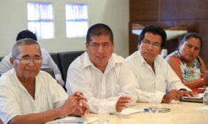 AYUTLA JULIO LONGINO