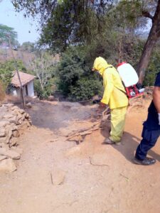AZOYÚ CAMPAÑA DE FUMIGACIÓN EN ARCELIA DEL PROGRESO (1)
