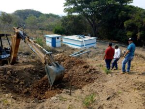 IGUA labores de instalación de paneles