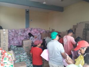 IGUALAPA preparando los paquetes (2)