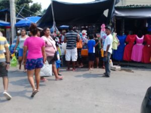 MARQUELIA GENTE EN LAS CALLES