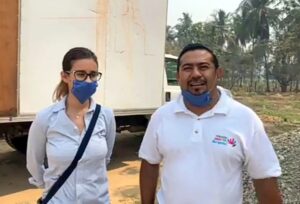 MARQUELIA LINCER CASIANO ACOMPAÑADO DE LA SEÑORA ALICIA RUEDA
