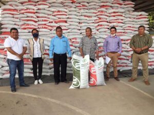 PRINCIPAL Inicia la entrega del fertilizante