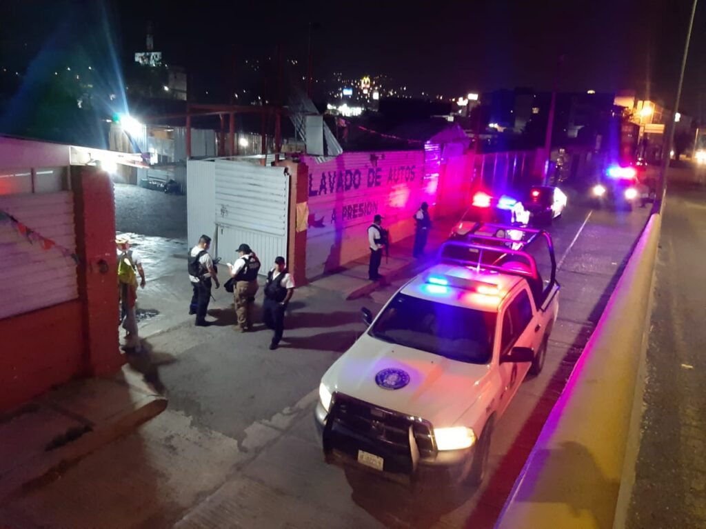 ROJA ATAQUE A LAVADO DE AUTOS