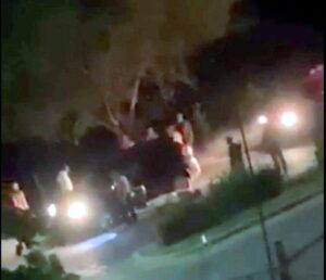 ROJA CAMIONETA DONDE FUERON ASESINADOS MANUEL SÁNCHEZ VALENTE Y SU PRIMO FRANCISCO VALENTE