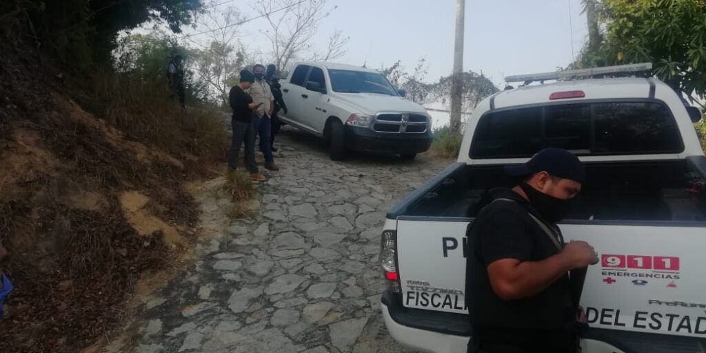 ROJA ELEMENTOS DE LA FISCALÍA