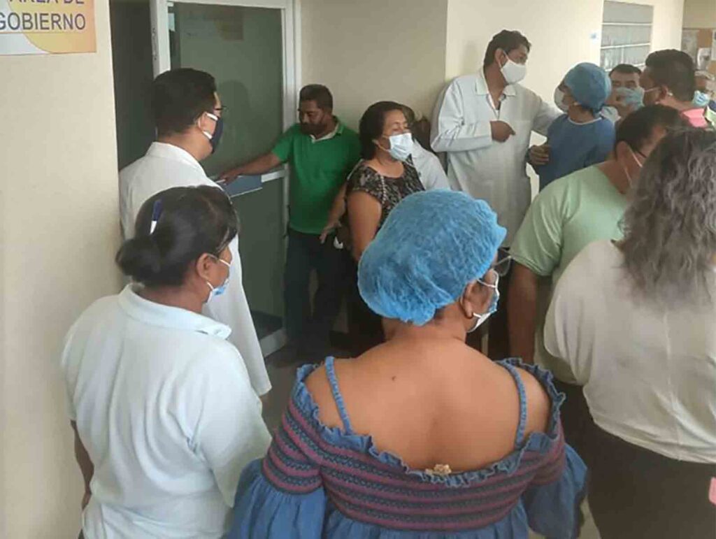 principal los médicos