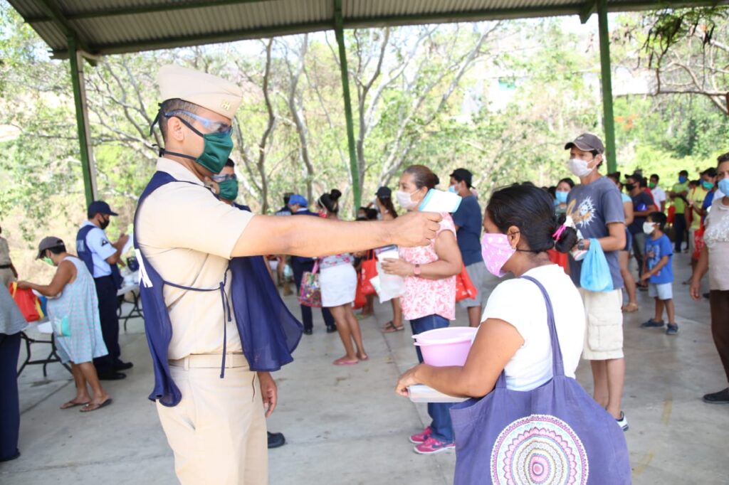 ASTUDILLO COMEDORES (2)