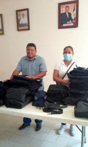 BOLETÍN JUCHITÁN ENTREGA DE PÓLIZAS DE SEGURO DE VIDA Y UNIFORMES (1)