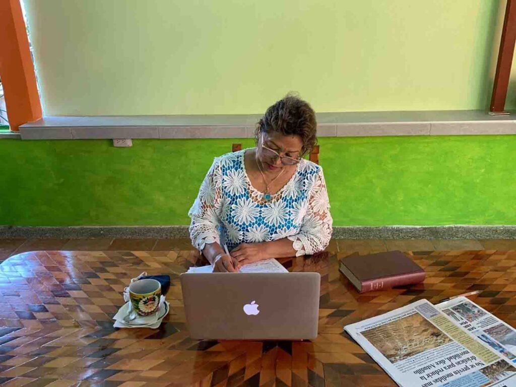PRINCIPAL ADELA ROMAN