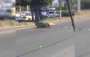 ROJA MUERE MOTOCICLISTA