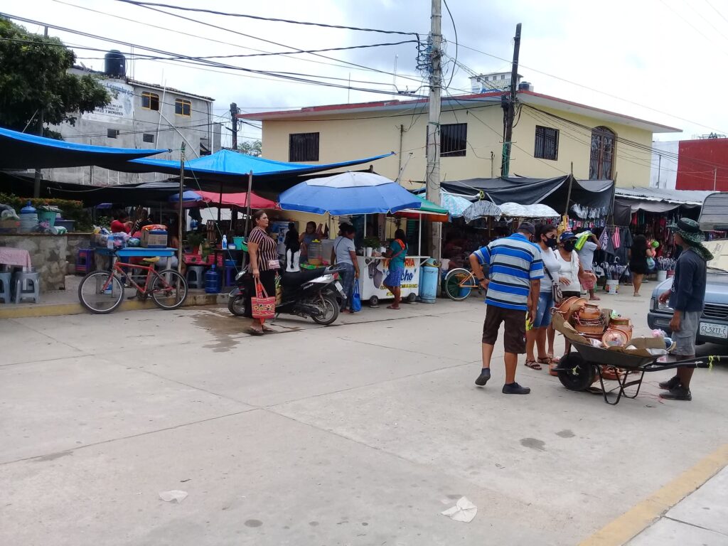MARQUELIA COMERCIANTES DESACATAN MEDIDAS