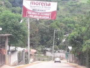OME Lona en Cochoapa