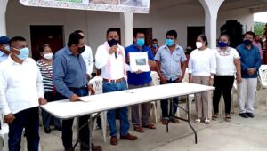 PRINCIPAL FIRMA DE LA ENTREGA DE LA OBRA.